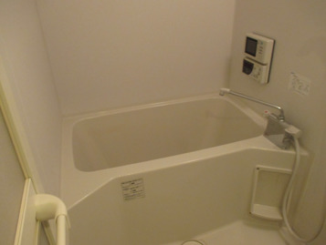 バス・シャワールーム　別室の写真となります。 ※タイプに相違があります。