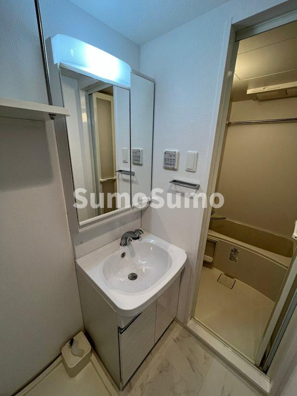 洗面設備　使いやすい洗面所です