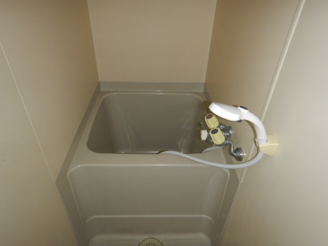 バス・シャワールーム　写真は同仕様