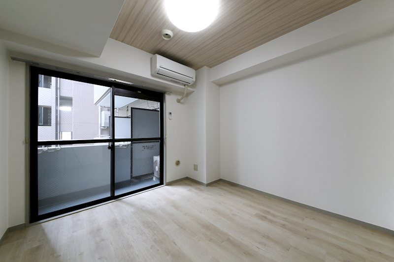 居室・リビング　※ リフォームを行いますので、現況を優先いたします。