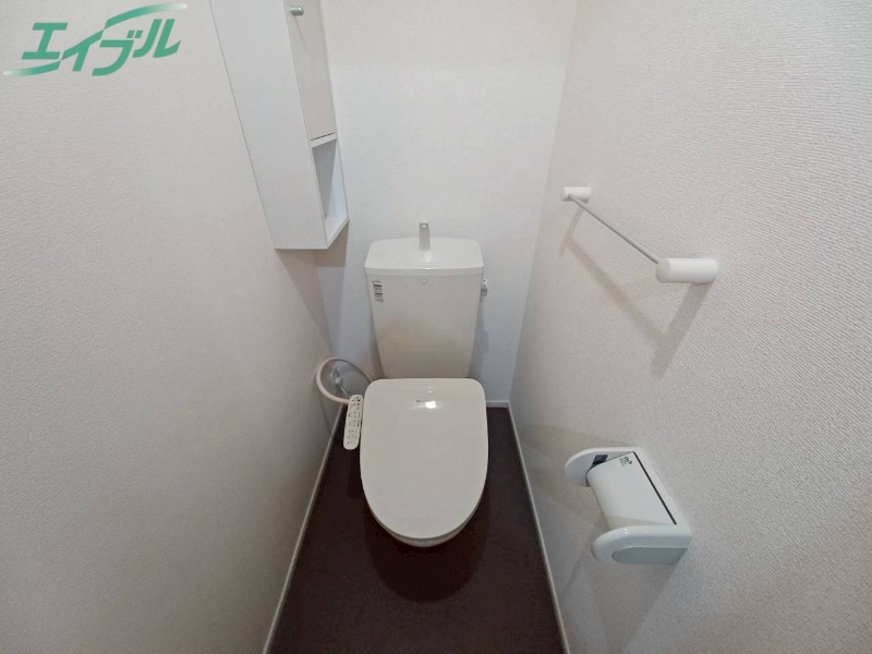 トイレ　同型参考写真