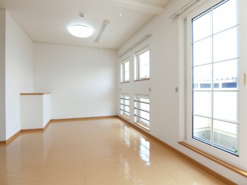 居室・リビング　図面と現状に相違がある場合には現状を優先