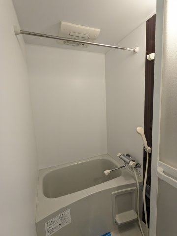 バス・シャワールーム　205号室