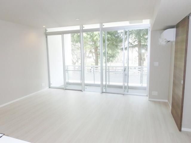 居室・リビング　★内装・設備★