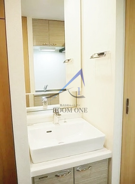 洗面設備　洗面台です。