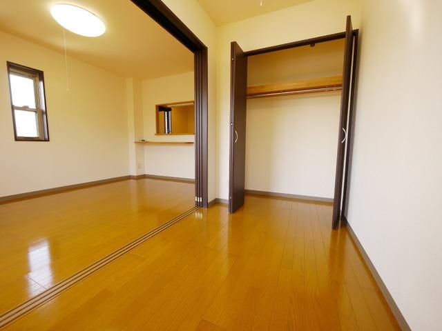 収納　収納と寝室