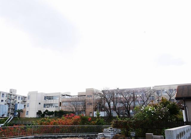 高校・高専　慶成高校（高校・高専）まで2400m