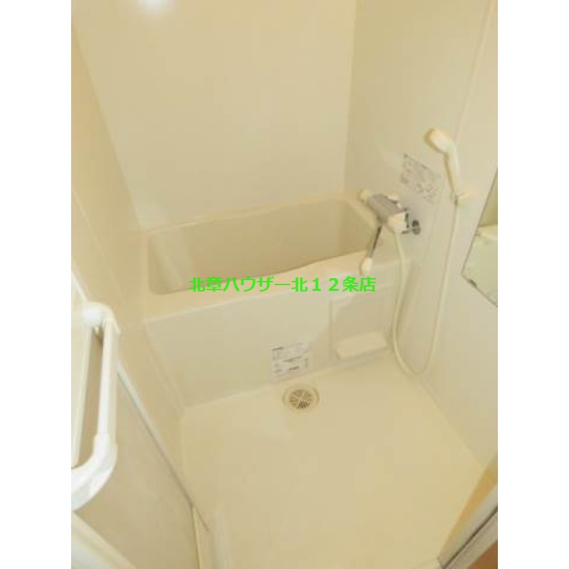 バス・シャワールーム　浴室