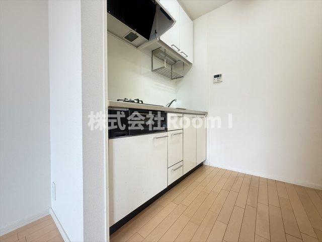 キッチン　コンパクトなキッチンで掃除もラクラク