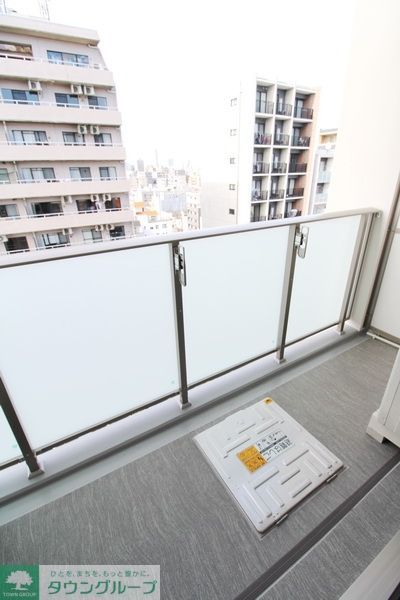 バルコニー　バルコニー