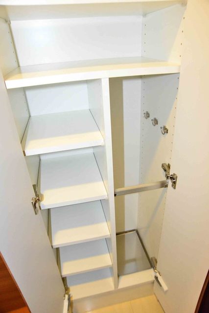 収納　シューズボックス