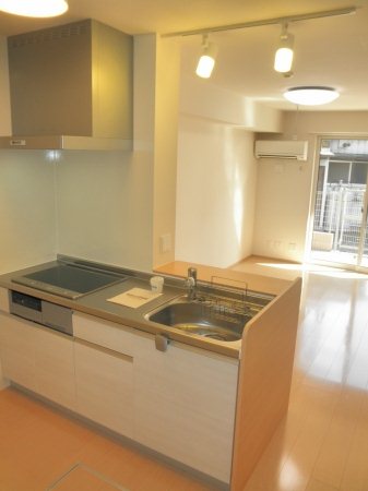 キッチン　IHクッキングヒーターです。