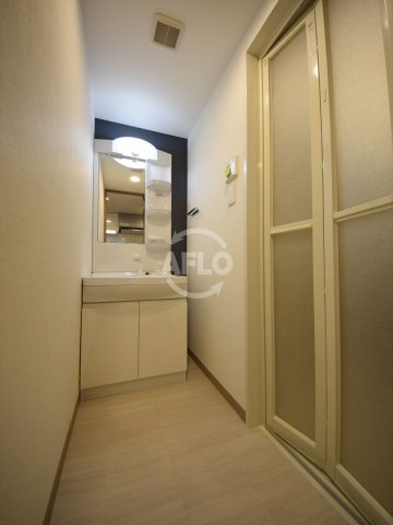 洗面設備　ジアコスモ江戸堀パークフロント　洗面所