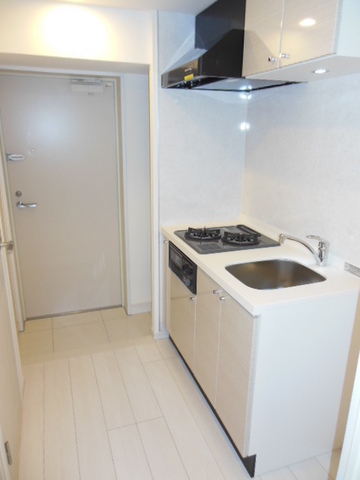 キッチン　グリル付きキッチンは消し忘れ防止センサーも付いてます♪