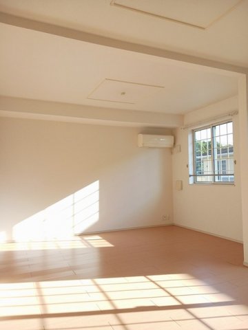 居室・リビング　ゆったり過ごせるリビングです