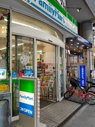 コンビニ　ファミリーマート浅草雷門通り店（コンビニ）まで252m