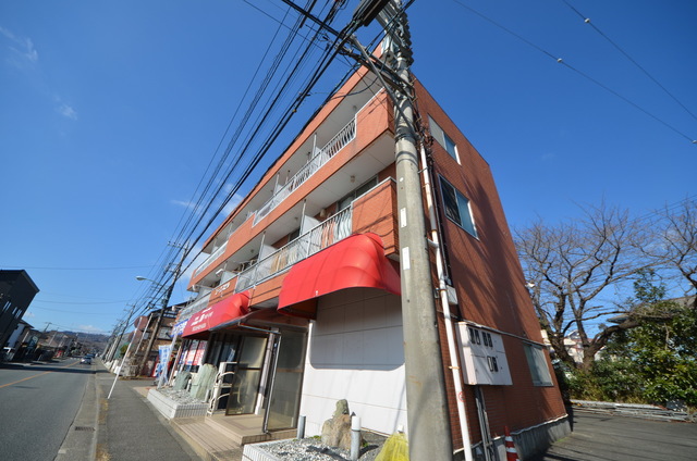 建物外観　～青い空、気持ちいいっ～