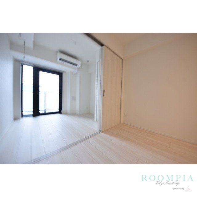 居室・リビング　※同タイプの別のお部屋です。