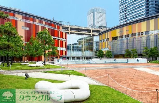 ショッピングセンター　アーバンドックららぽーと豊洲（ショッピングセンター）まで890m