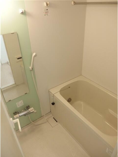 バス・シャワールーム　嬉しい追い焚き付きです♪