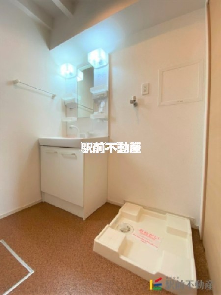 洗面設備　別部屋写真流用