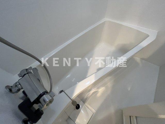 バス・シャワールーム　落ち着いた空間のお風呂です