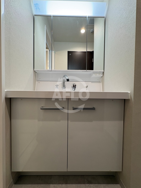 洗面設備　HIT KITATANABE SIX　独立洗面台