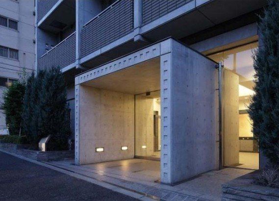 エントランス　毎日通るエントランス！