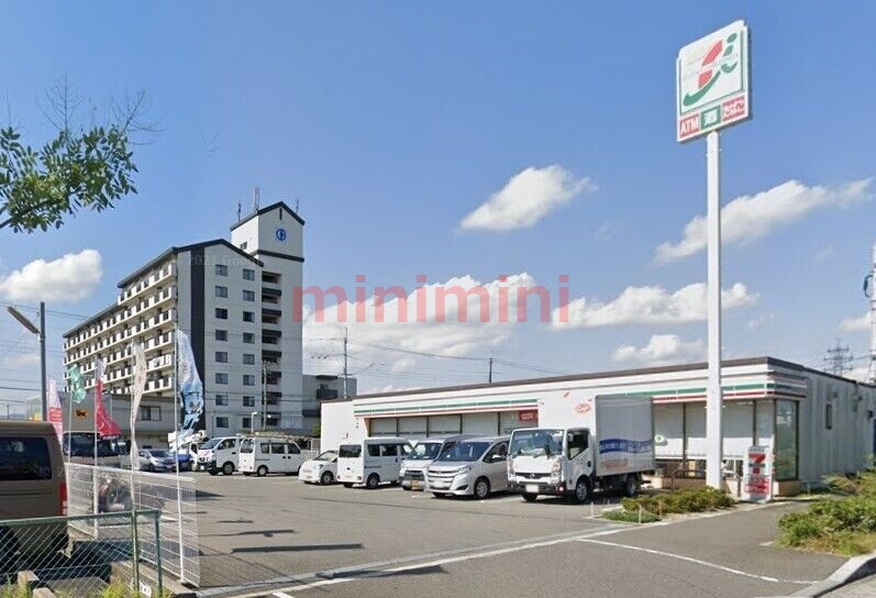 コンビニ　セブンイレブン高槻土室町店（コンビニ）まで513m