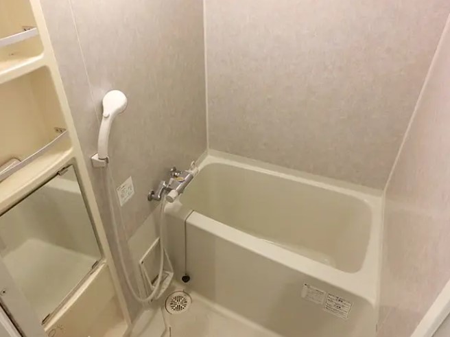 バス・シャワールーム　風呂