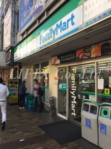 コンビニ　ファミリーマート サンズ長者町店（コンビニ）まで450m