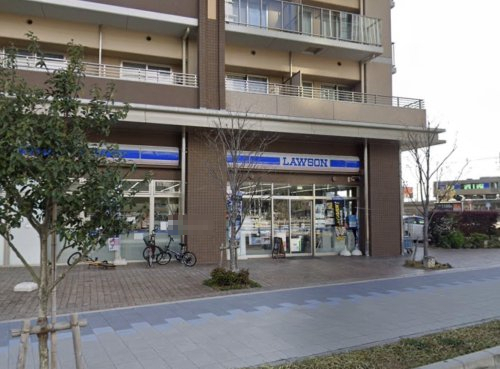 コンビニ　ローソン ささしまライブ駅前店（コンビニ）まで581m