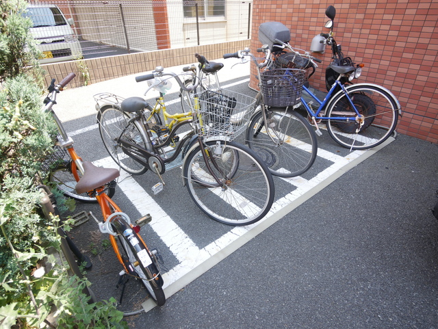その他共有部分　★駐輪スペースがございます★