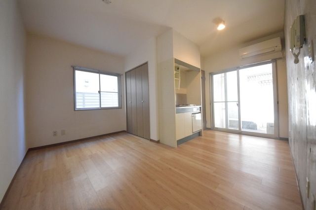 居室・リビング　居室