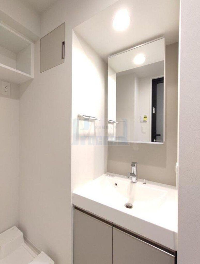 洗面設備　うれしい独立洗面台！