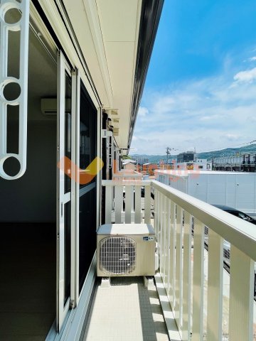 バルコニー　落ち着いた時間を過ごせるバルコニーです