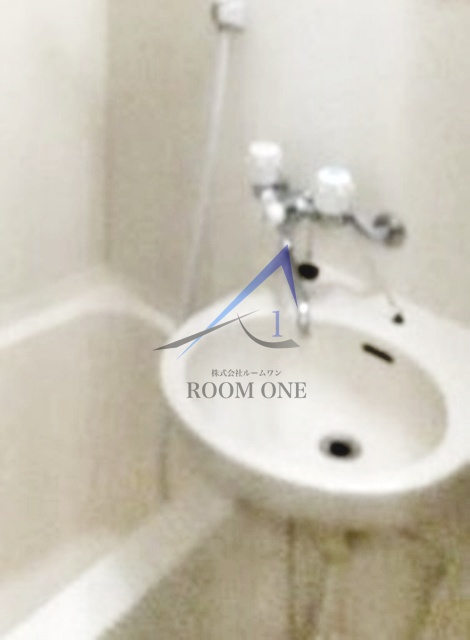 洗面設備　洗面台です。