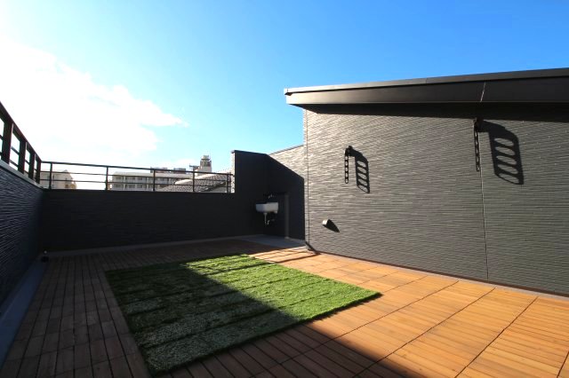 バルコニー　屋上ルーフバルコニー
