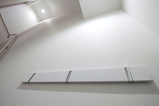 その他設備　物をひっかけることができるブラインドフック付き！