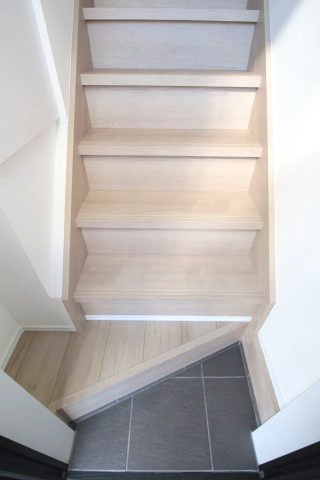 玄関　落ち着いた玄関です