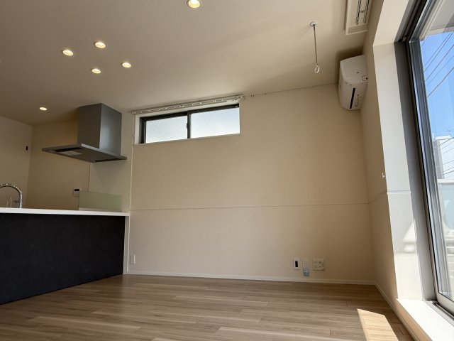 居室・リビング　同建物別室参考写真