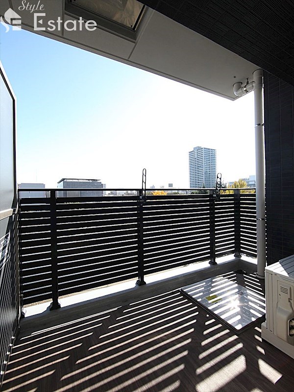 バルコニー　バルコニー