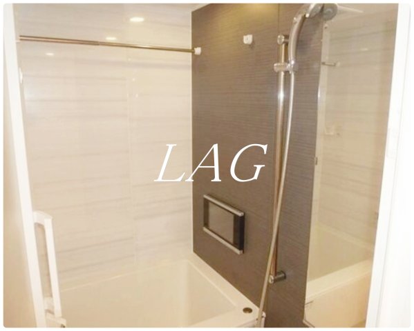 バス・シャワールーム　お風呂です。