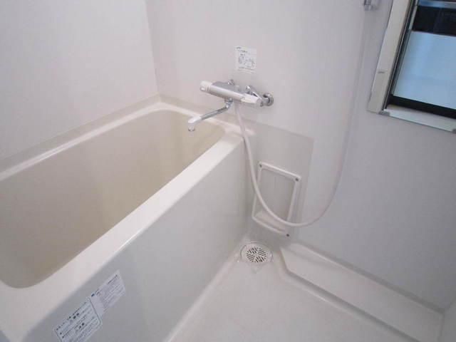 バス・シャワールーム　清潔感のあるバスルーム☆