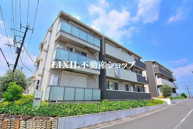 建物外観　吉川市のお住まい探しなら、当社にお任せください。