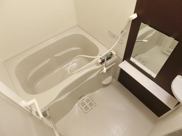 バス・シャワールーム　浴室乾燥機完備