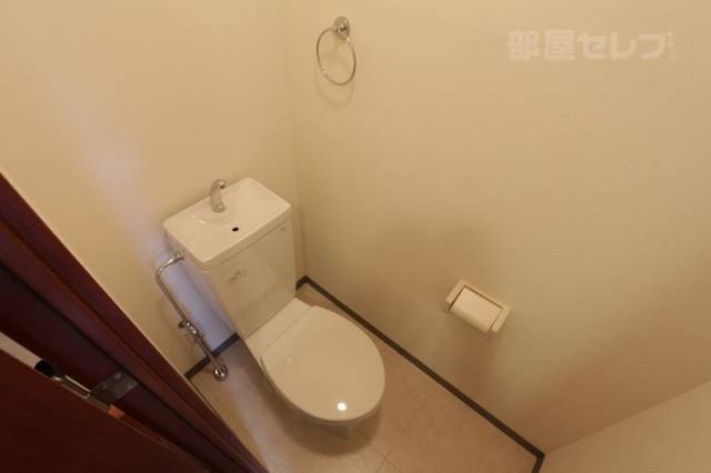 トイレ　※５０６号室の写真を参照しています