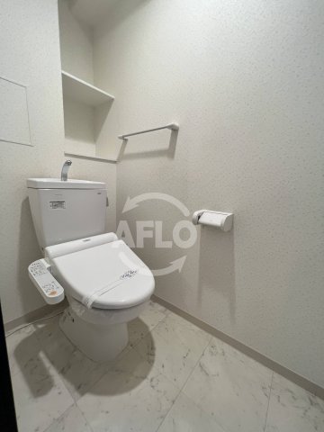 トイレ　アーベル更紗北堀江　温水洗浄便座