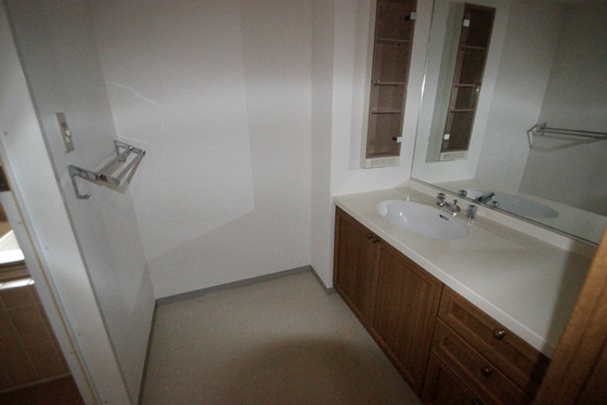 洗面設備　※別部屋の写真です