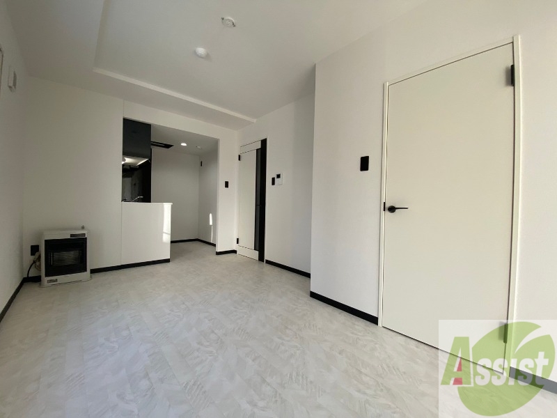 居室・リビング　広くてキレイなお部屋が広がっていて、充実した生活が送れそう。